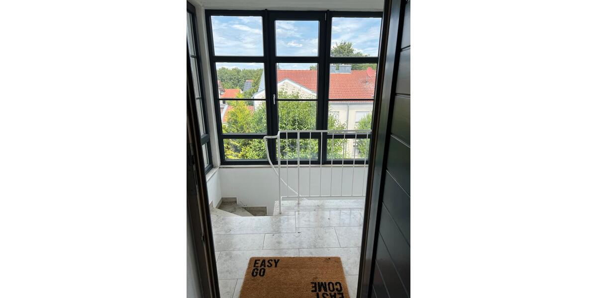 Maisonettenwohnung Kösching - 3 Zimmer, 104 m&sup2;, 1.300&euro; | Angebot:25614059