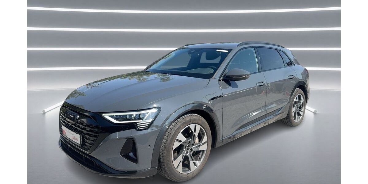 Audi Q8 e-tron 60.739 km 41.790 &euro; Ingolstadt 85057