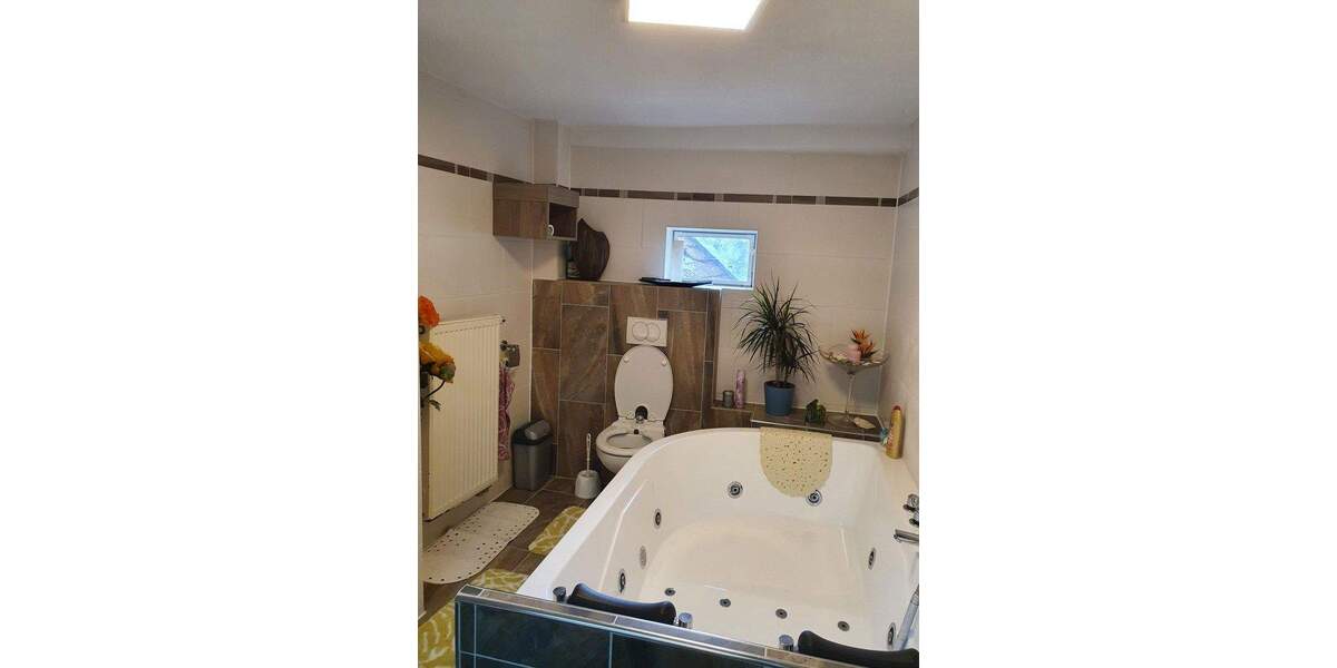 Einfamilienhaus Altmannstein Neuenhinzenhausen - 4 Zimmer, 144 m&sup2;, 399.000&euro; | Angebot:25722313