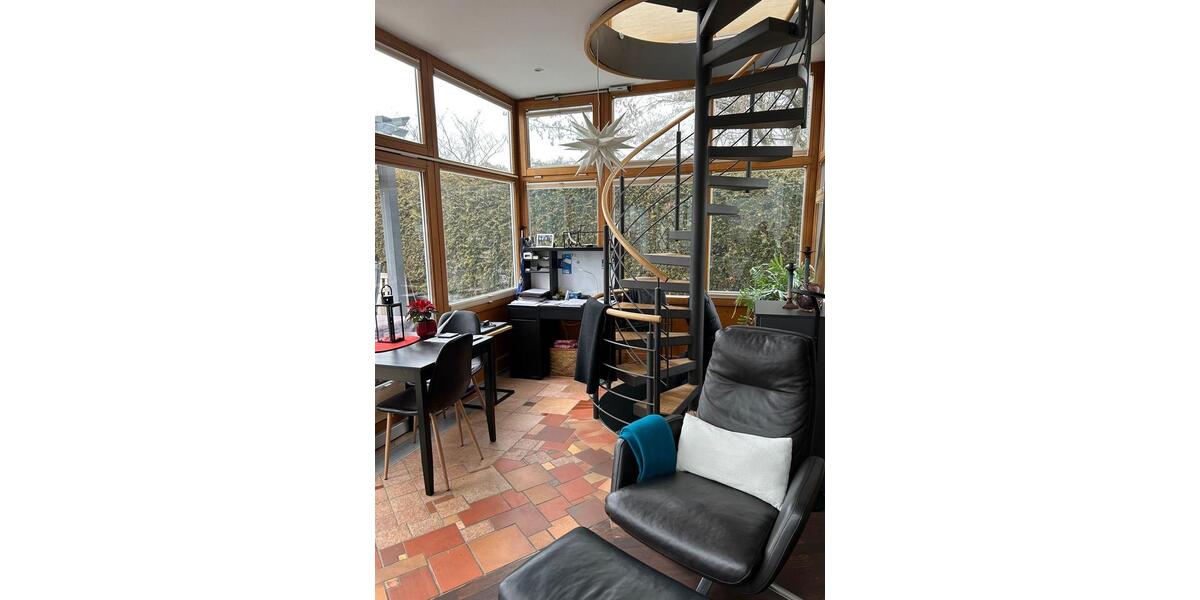 Etagenwohnung Neuburg an der Donau - 6 Zimmer, 150 m&sup2;, 2.100&euro; | Angebot:25416576