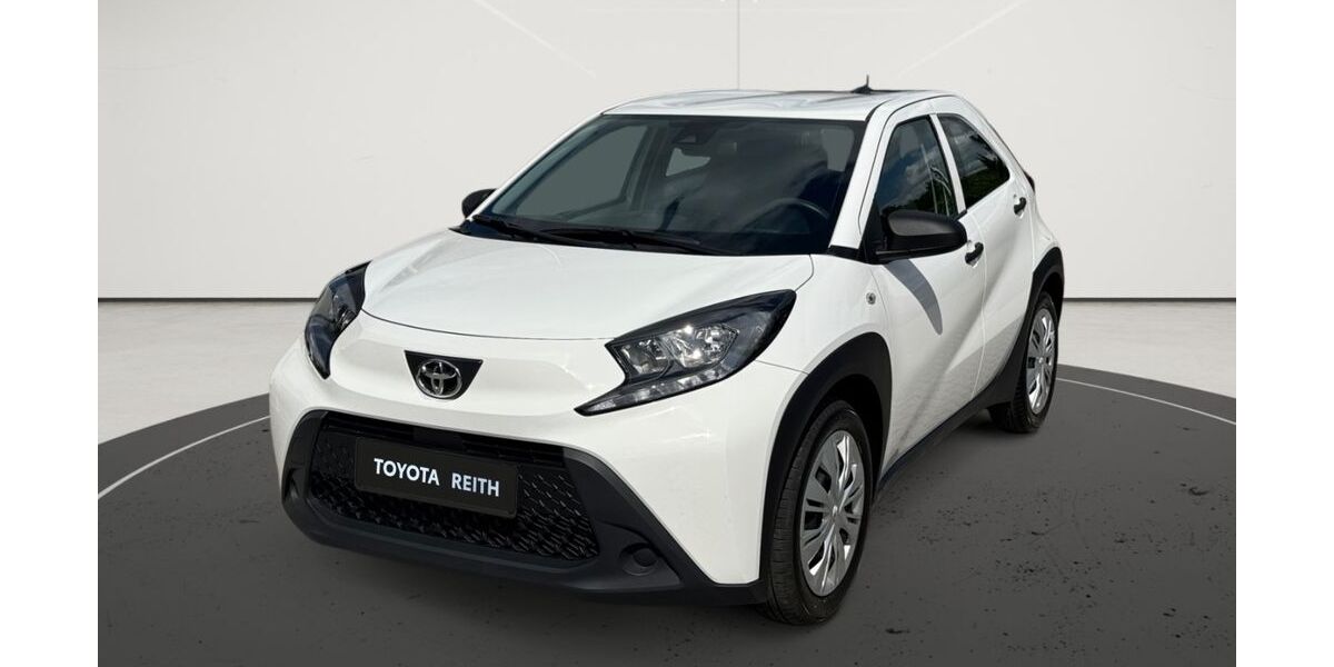 Toyota Aygo (X) 15.953 km 12.930 &euro; Ingolstadt 85055
