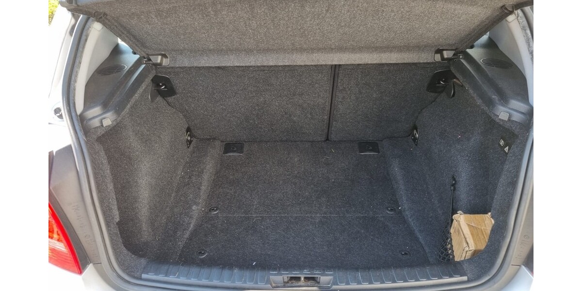 BMW 1er 300.800 km 1.900 &euro; Ingolstadt 85049