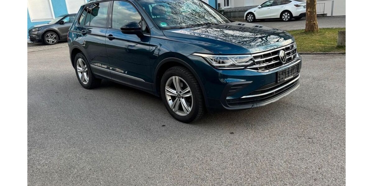 VW Tiguan 77.000 km 27.000 &euro; Manching 85077