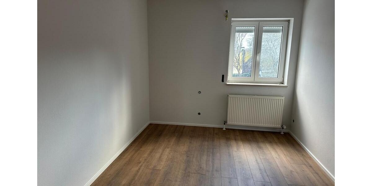 Etagenwohnung Walting - 4 Zimmer, 92 m&sup2;, 950&euro; | Angebot:25969362