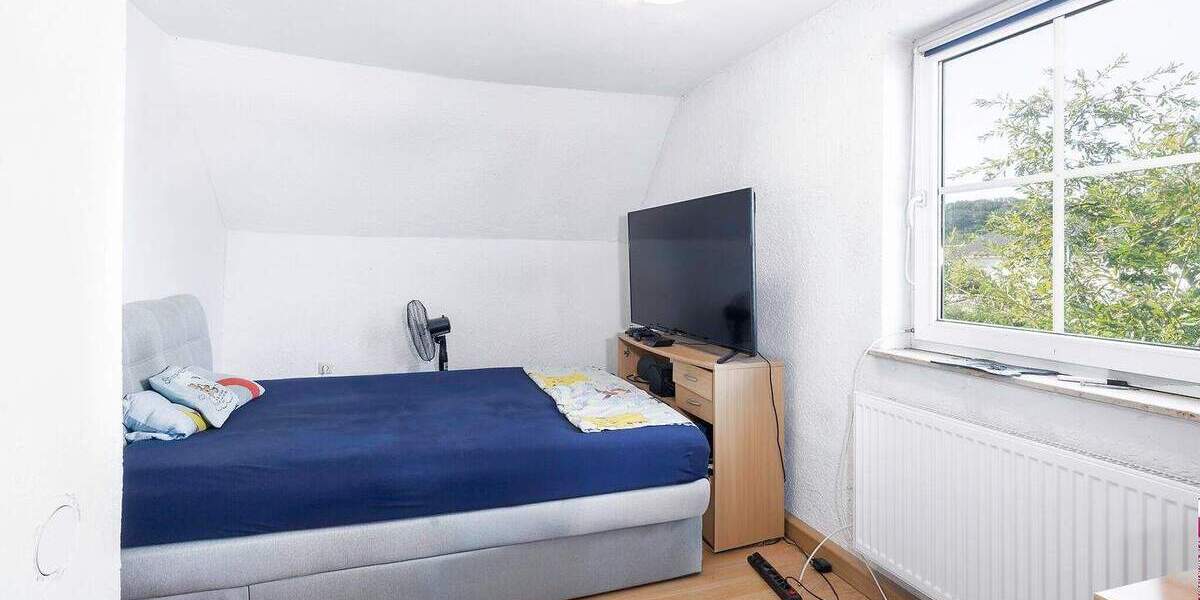 Einfamilienhaus Aiglsbach - 7 Zimmer, 148 m&sup2;, 425.000&euro; | Angebot:25690961