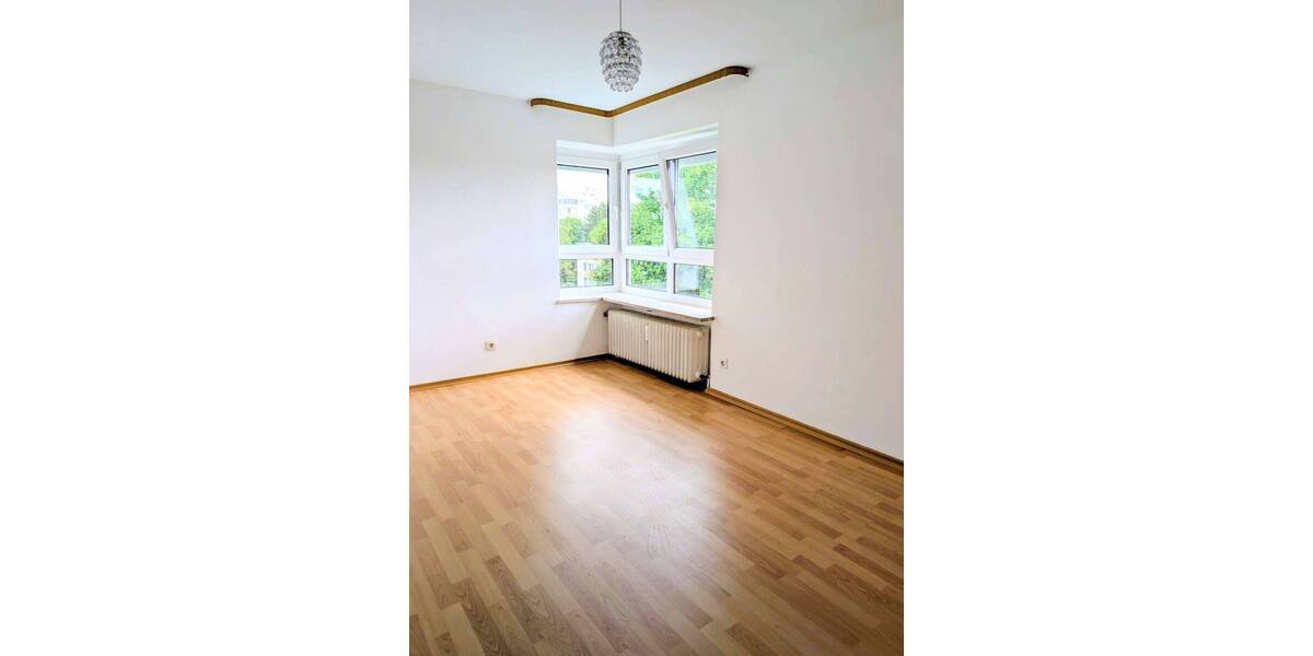 Etagenwohnung Ingolstadt Friedrichshofen-Hollerstauden - 3 Zimmer, 81 m&sup2;, 1.100&euro; | Angebot:26835511