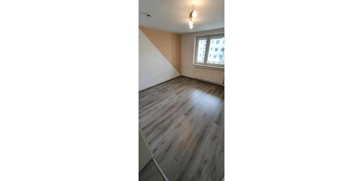 Etagenwohnung Ingolstadt Südost - 3 Zimmer, 60 m&sup2;, 280.000&euro; | Angebot:26336546