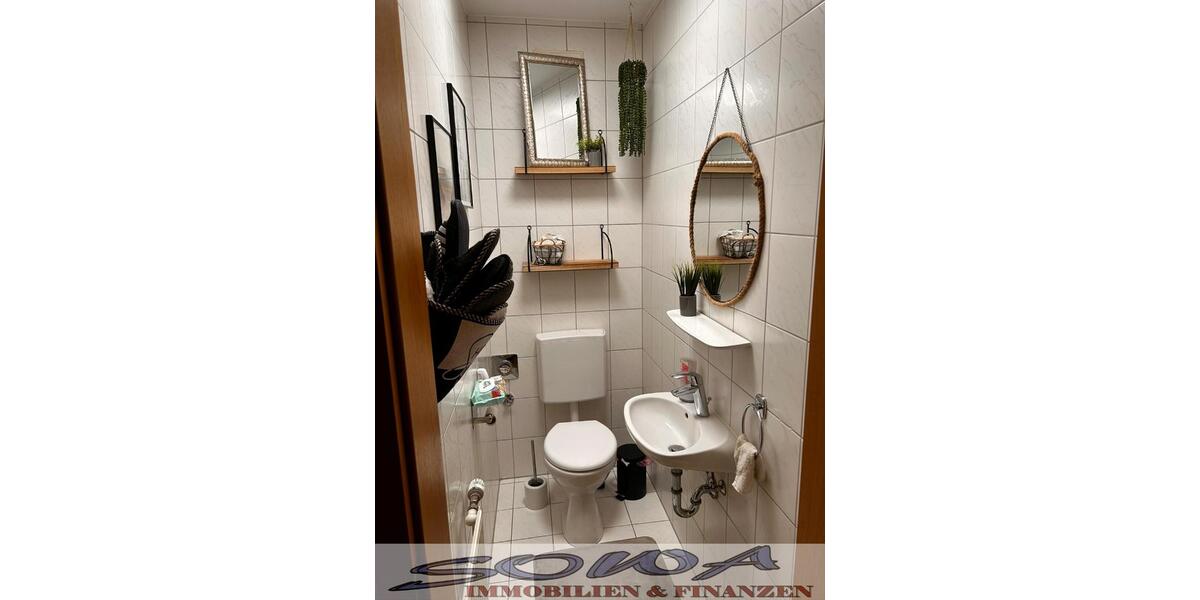 Lage, Lage, Lage - Schöne 3 Zimmer Maisonette Wohnung auf der Leopoldineninsel mit Blick auf das Schloss in Neuburg - Ein neues Zuhause von SOWA Immobilien und Finanzen Ihr Experte vor Ort - Maisonettenwohnung Neuburg an der Donau | Angebot:27207548