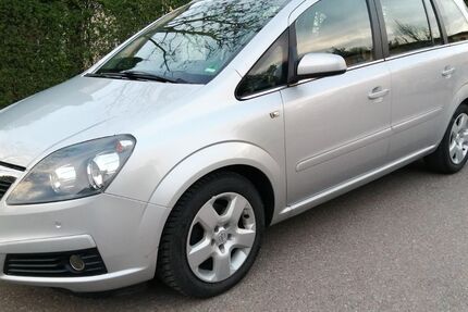 Opel Zafira 103.000 km 5.999 &euro; Pfaffenhofen a.d.Ilm 85276