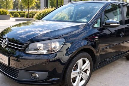 VW Touran 133.606 km 9.999 &euro; Manching 85077