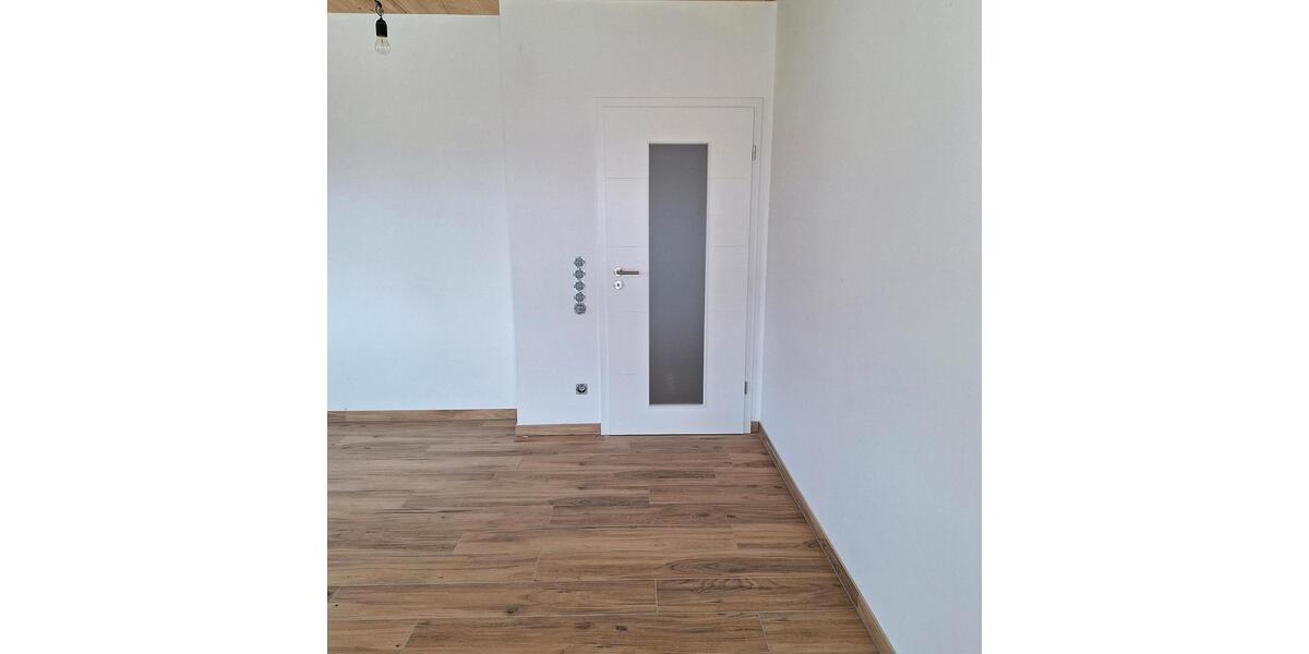 Etagenwohnung Großmehring - 4 Zimmer, 115 m&sup2;, 1.570&euro; | Angebot:27617653