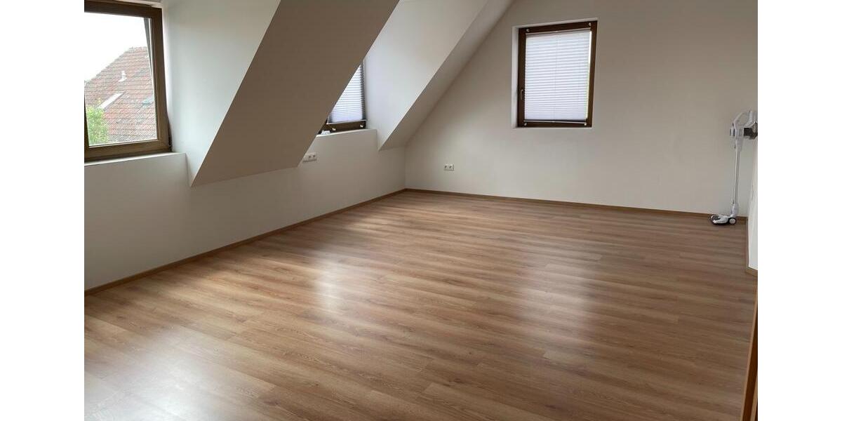 Dachgeschoßwohnung Wolnzach - 1 Zimmer, 40 m&sup2;, 630&euro; | Angebot:26429671