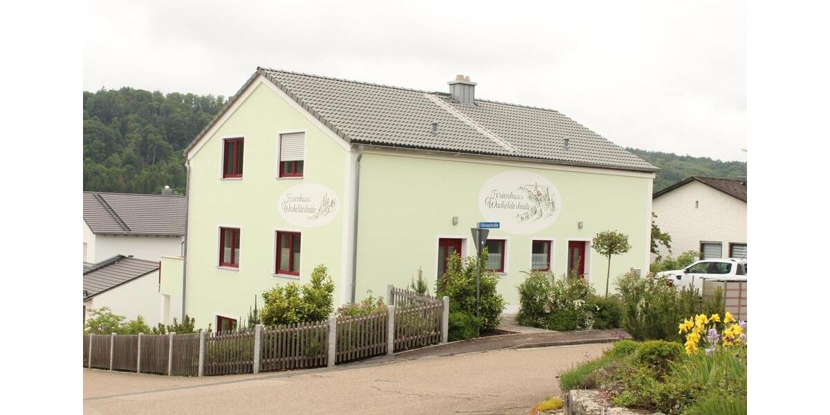 Etagenwohnung Walting - 4 Zimmer, 100 m&sup2;, 2.000&euro; | Angebot:25181740