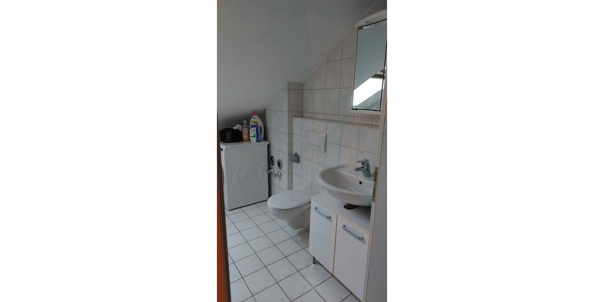 Dachgeschoßwohnung Ingolstadt Friedrichshofen-Hollerstauden - 1 Zimmer, 38 m&sup2;, 550&euro; | Angebot:25887699