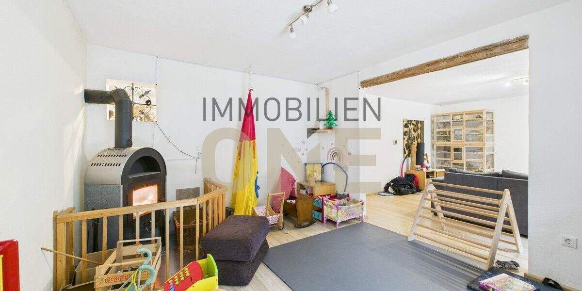 Mehrfamilienhaus, Wohnhaus Altmannstein Sollern - 5 Zimmer, 175 m&sup2;, 450.000&euro; | Angebot:25736819