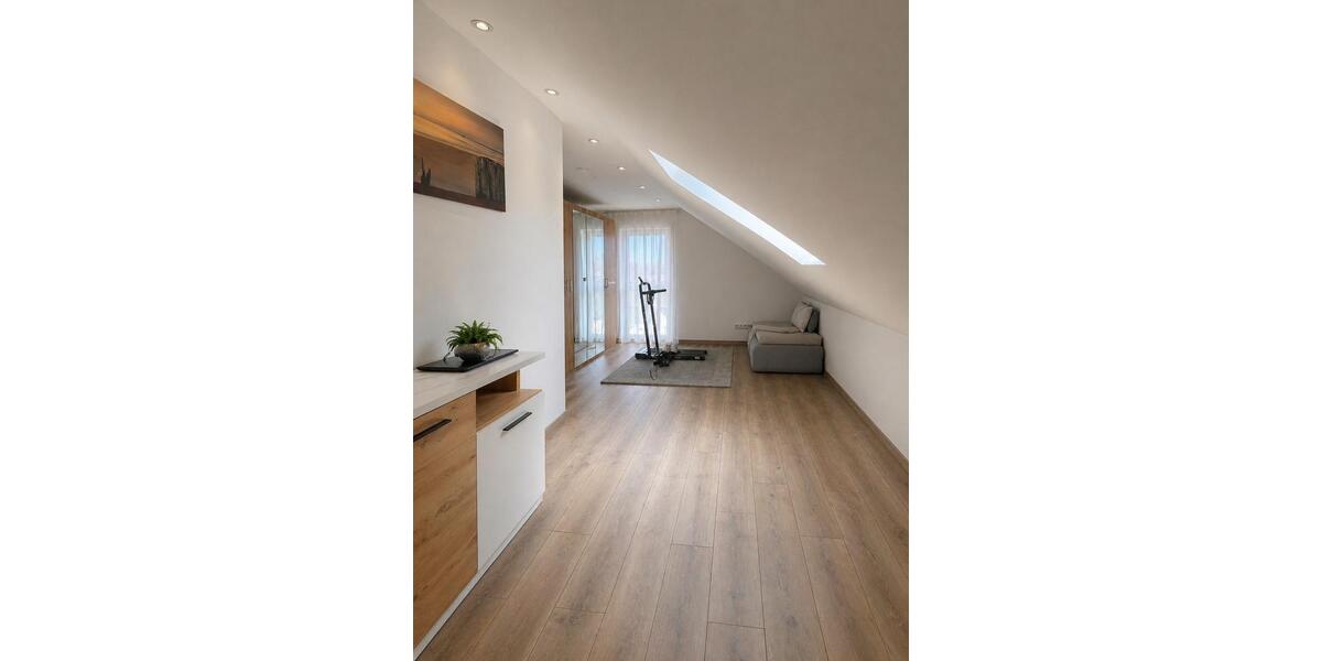 Doppelhaushälfte Denkendorf - 6 Zimmer, 130 m&sup2;, 1.450&euro; | Angebot:26486522