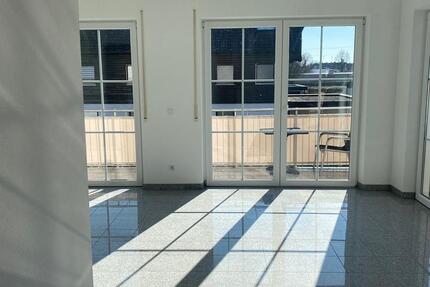 Wohnung Neuburg an der Donau - 4.5 Zimmer, 136 m&sup2;, 1.350&euro; | Angebot:25645660