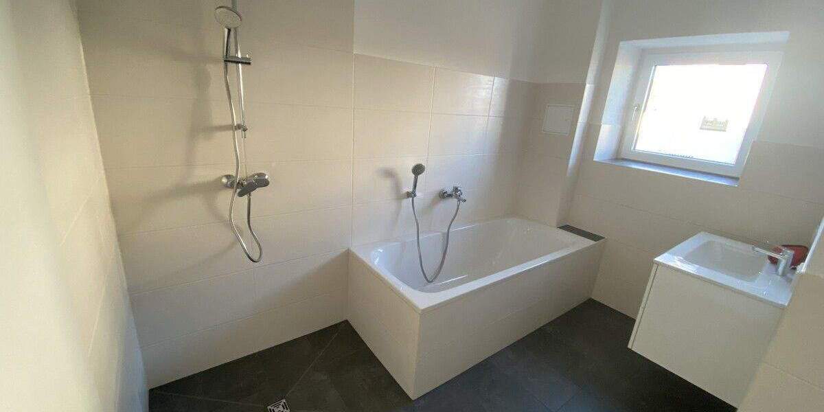 Mehrfamilienhaus, Wohnhaus Schrobenhausen / Hörzhausen Hörzhausen - 8 Zimmer, 277 m&sup2;, 980.000&euro; | Angebot:25705601