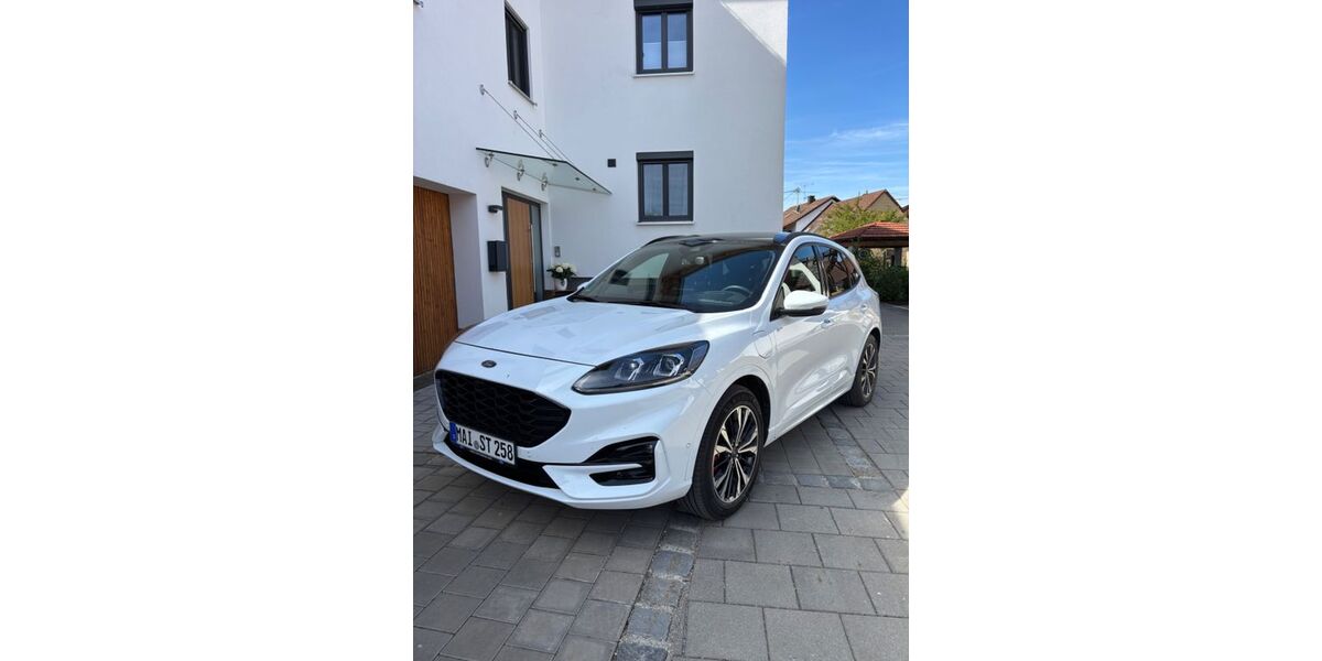 Ford Kuga 49.500 km 24.500 &euro; Mainburg 84048
