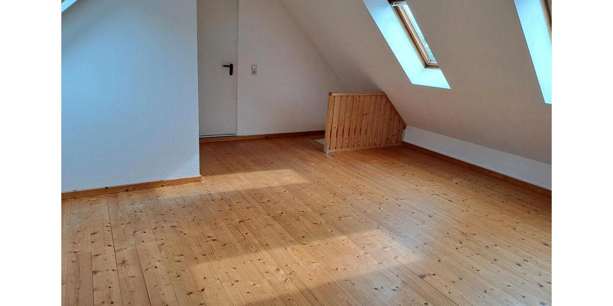 Dachgeschoßwohnung Wellheim - 2 Zimmer, 63 m&sup2;, 690&euro; | Angebot:26478181