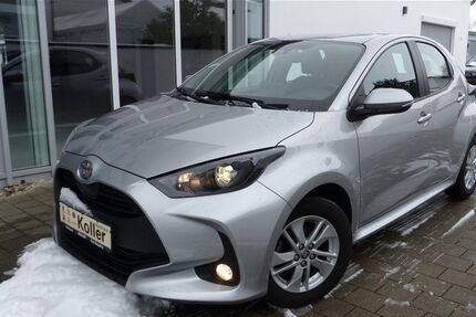 Toyota Yaris 25.000 km 17.900 &euro; Bad Gögging 93333