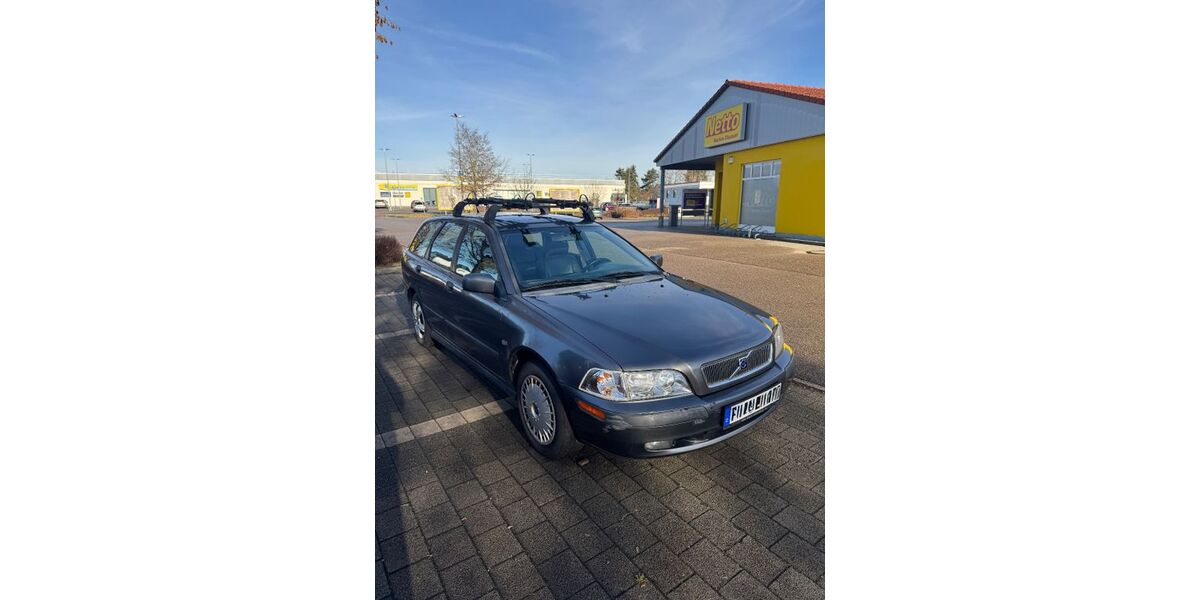 Volvo V40 350.000 km 1.850 &euro; Pfaffenhofen an der Ilm 85276
