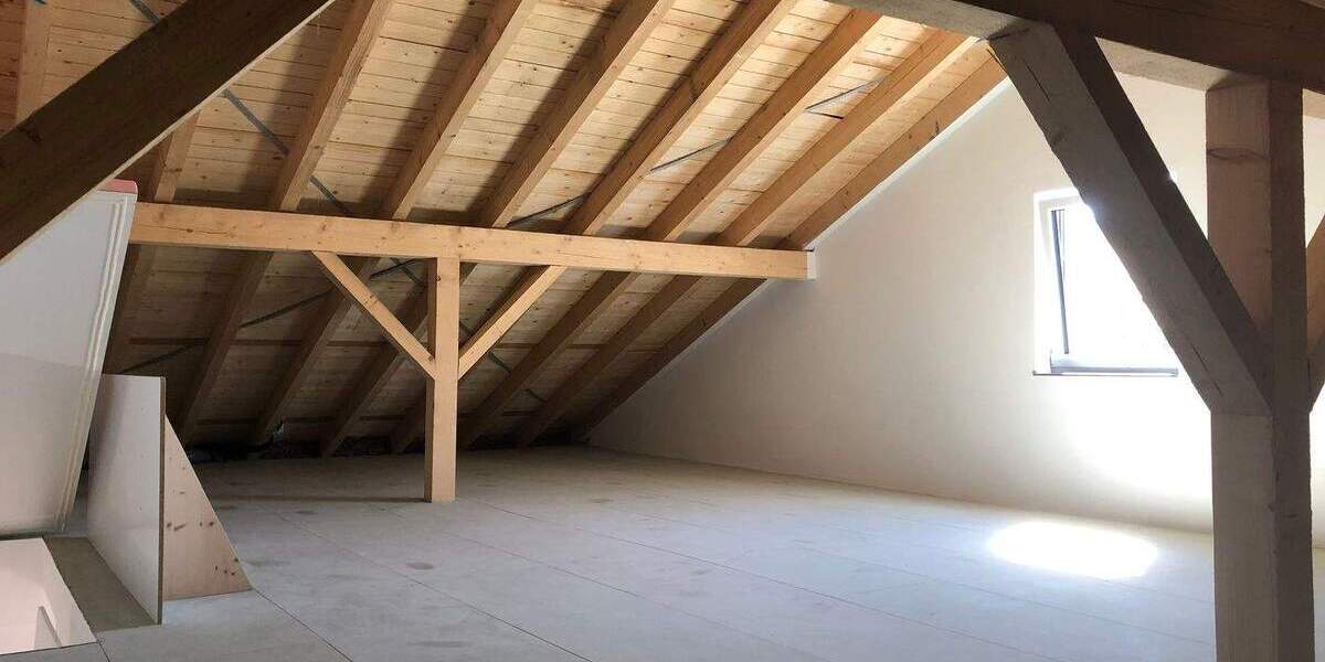 Doppelhaushälfte Kinding - 4 Zimmer, 146 m&sup2;, 1.460&euro; | Angebot:25740816