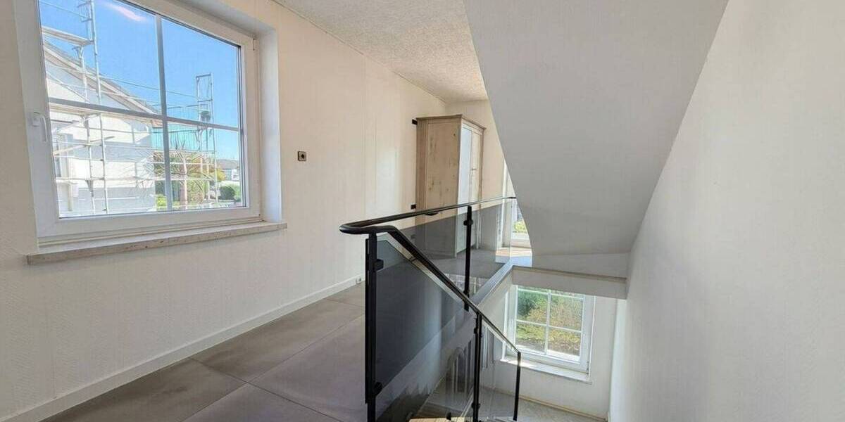 Einfamilienhaus Neuburg an der Donau Neuburg - 5 Zimmer, 198 m&sup2;, 749.900&euro; | Angebot:25985000