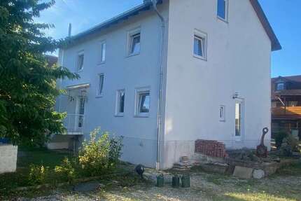 Haus Neustadt an der Donau / Niederulrain Niederulrain - 6 Zimmer, 145 m&sup2;, 420.000&euro; | Angebot:27009503