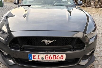 Ford Mustang 74.000 km 37.000 &euro; Schernfeld 85132