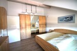 Eine Perle - Penthouse mit 100m² Dachterrasse und Platz für 4 Autos - Einfamilienhaus Wettstetten | Angebot:26652679