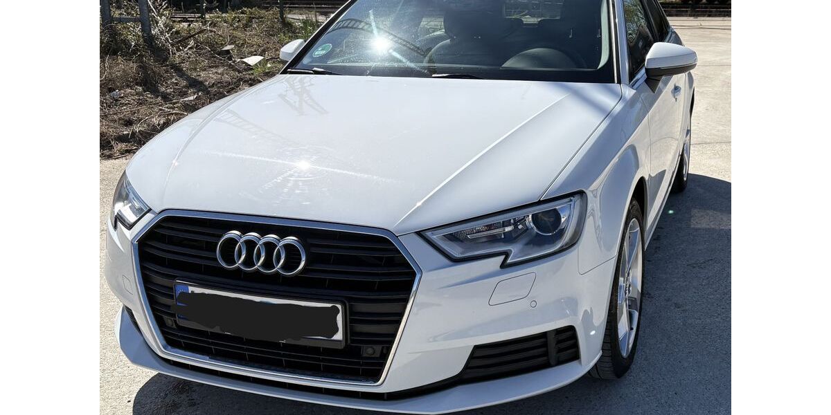 Audi A3 171.850 km 13.600 &euro; OBERHAUSEN B NEUBURG A D DONAU 86697
