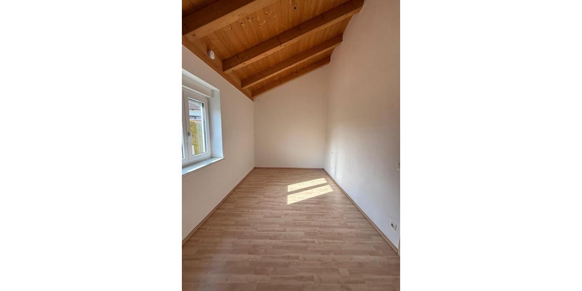 Etagenwohnung Wolnzach - 3 Zimmer, 62 m&sup2;, 700&euro; | Angebot:25945388