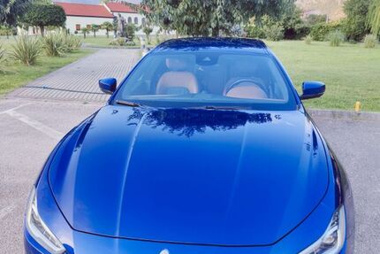 Maserati Ghibli 187.500 km 23.999 &euro; Lenting 85101