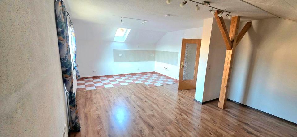 Einfamilienhaus Riedenburg - 9 Zimmer, 300 m&sup2;, 530.000&euro; | Angebot:26604568