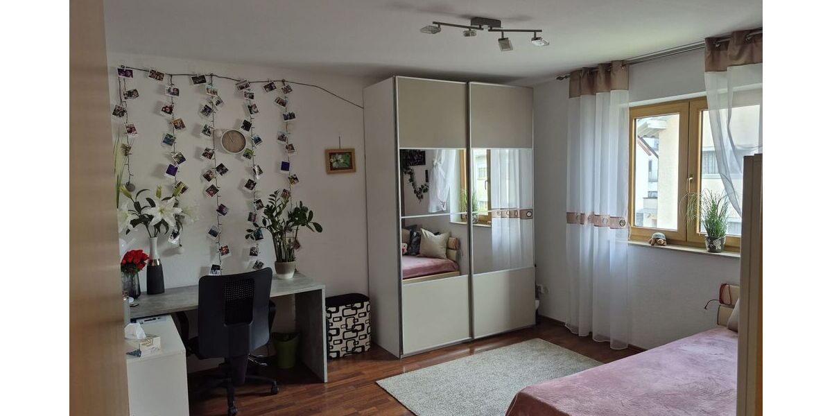 „Provisionsfrei“ Familienfreundliche DHH mit ausgebauter Doppelgarage Unterhaunstadt - Einfamilienhaus Ingolstadt Nordost | Angebot:26633714