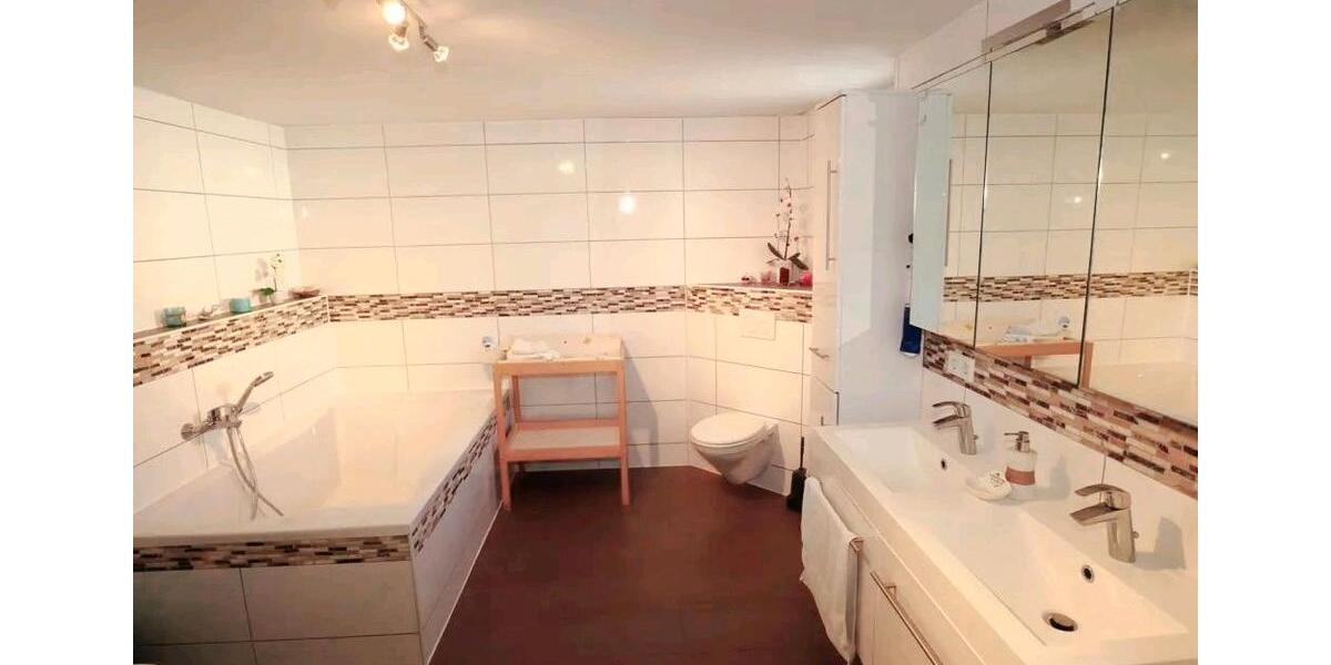 Mehrfamilienhaus, Wohnhaus Kinding - 15 Zimmer, 550 m&sup2;, 790.000&euro; | Angebot:23386748