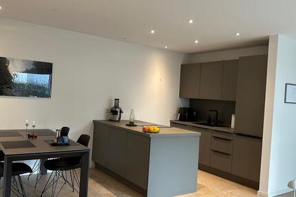 Wohnung Ingolstadt - 2 Zimmer, 77 m&sup2;, 1.175&euro; | Angebot:26058101