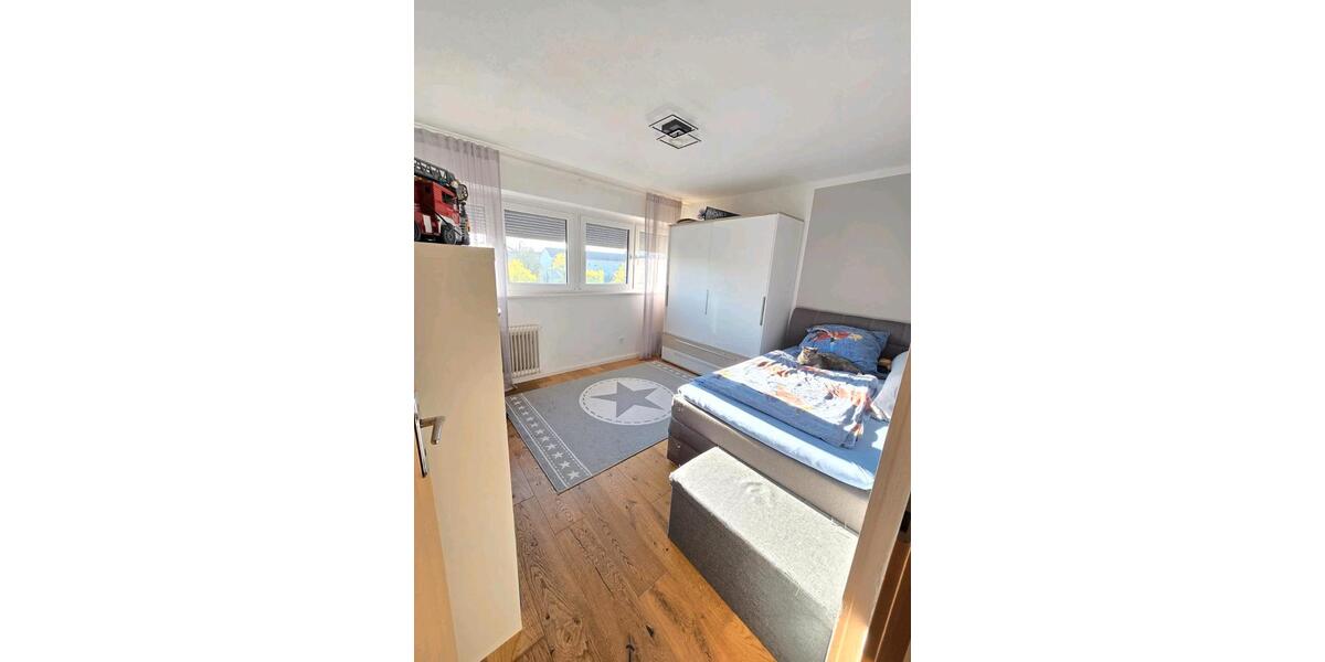Etagenwohnung Ingolstadt Friedrichshofen-Hollerstauden - 4 Zimmer, 98 m&sup2;, 375.000&euro; | Angebot:26429500