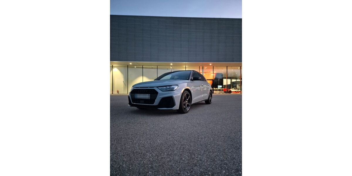 Audi A1 12.000 km 27.999 &euro; Neuburg an der Donau 86633