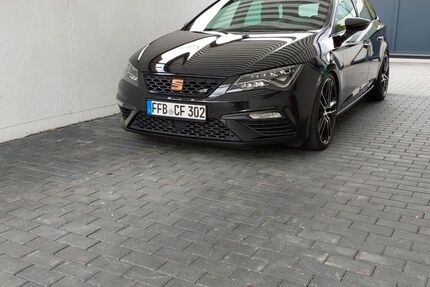 Cupra Leon 97.000 km 23.500 &euro; Ingolstadt 85053