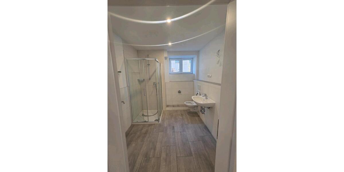 Erdgeschoßwohnung Mainburg - 1 Zimmer, 75 m&sup2;, 900&euro; | Angebot:25893535