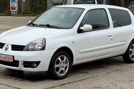 Renault Clio 120.000 km 2.399 &euro; Ingolstadt 85057