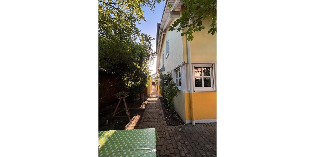 Doppelhaushälfte Ingolstadt - 2 Zimmer, 107 m&sup2;, 680.000&euro; | Angebot:26891663