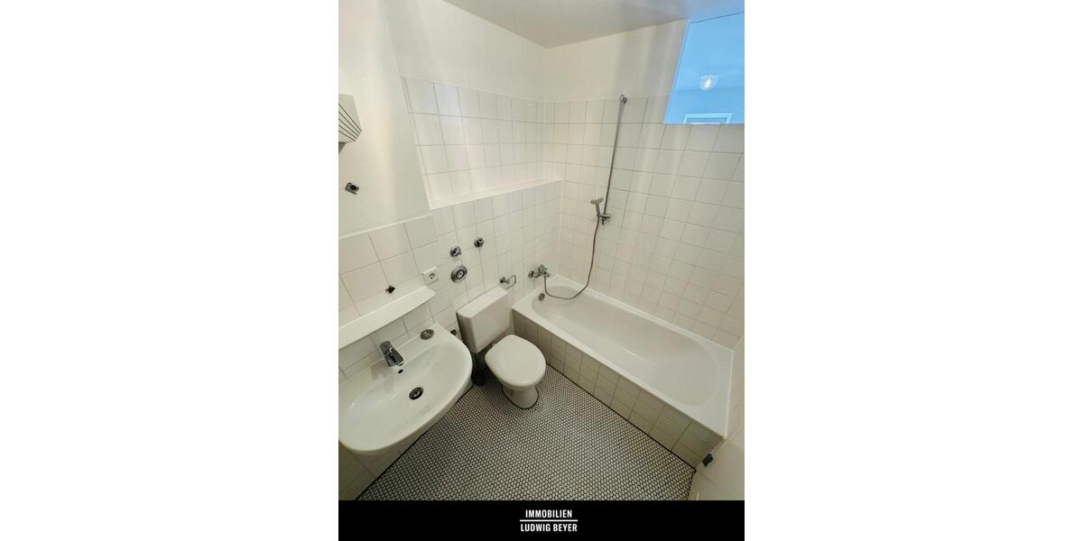 Maisonettenwohnung Ingolstadt - 2 Zimmer, 50 m&sup2;, 750&euro; | Angebot:25853809