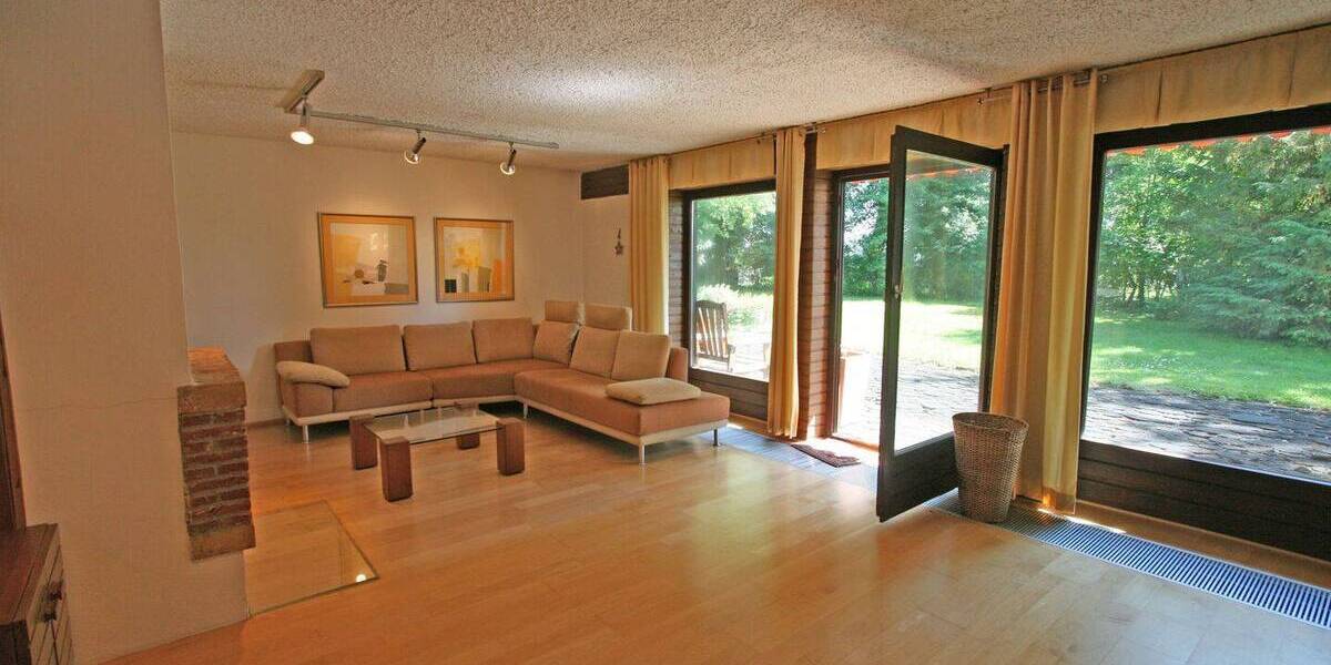 Einfamilienhaus Mainburg - 8 Zimmer, 222 m&sup2;, 610.000&euro; | Angebot:25674130