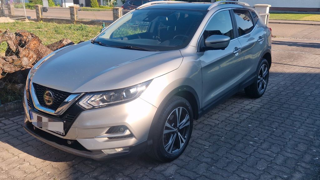 Nissan Qashqai 92.000 km 15.490 &euro; Neuburg Donau 86633