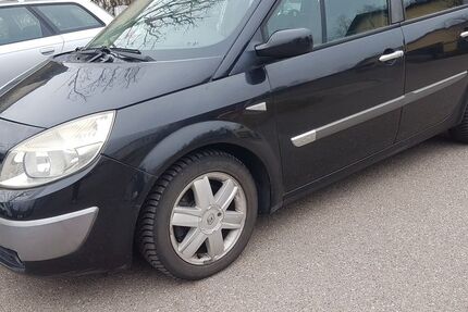 Renault Scenic 78.000 km 3.999 &euro; Pfaffenhofen a.d.Ilm 85276