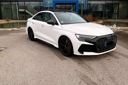 Audi RS3 3.500 km 64.700 &euro; Ingolstadt 85055