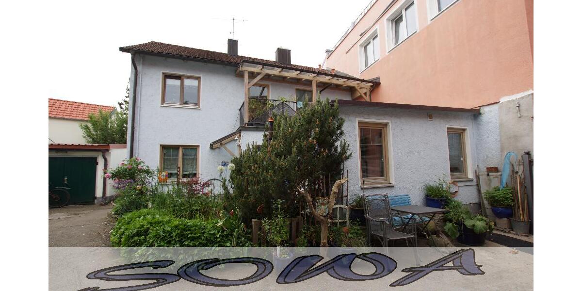 Stadtzentum - Ruhige Lage - 2 Doppelhaushälften zusammen (eine einzugsbereit) mit Garten in Neuburg - Ein Objekt von Ihrem Immobilienpartner SOWA Immobilien und Finanzen - Doppelhaushälfte Neuburg | Angebot:27316544